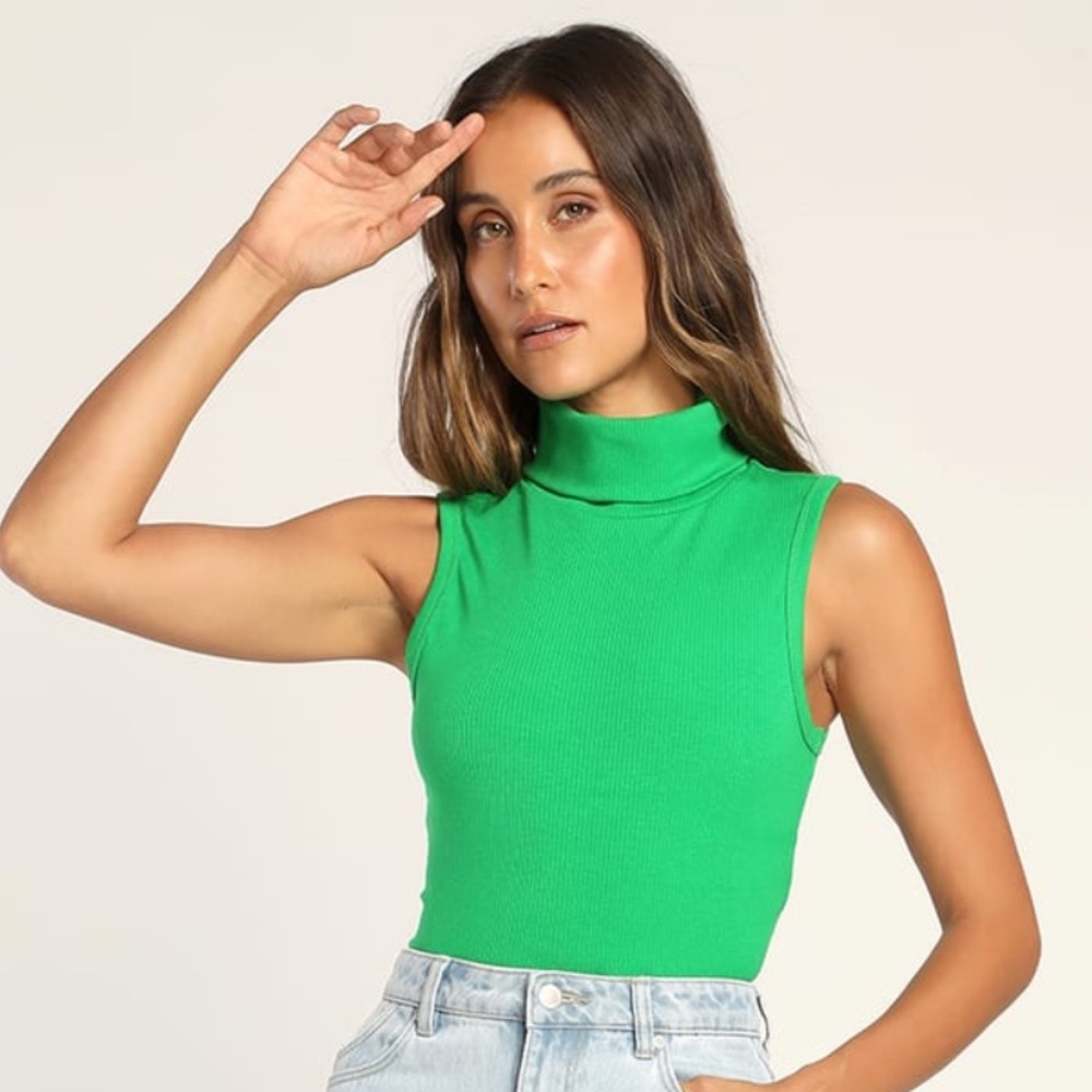 Lulu’s Spark My Interest Ribbed Turtleneck Crop Tank Top M